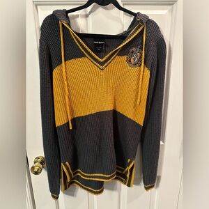 NEW Harry Potter Hufflepuff Sweater Hoodie Knit Striped Hot Topic Size Small